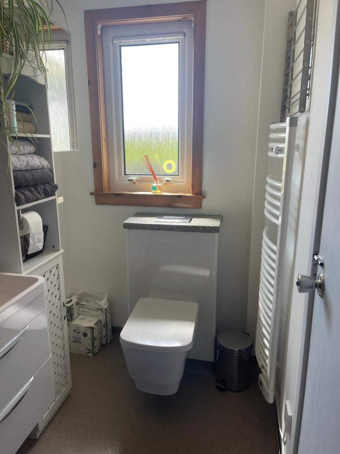 Music Of The Sea- Isle Of South Uist, Hs8 5Rf Apartment Clachan  Exterior photo